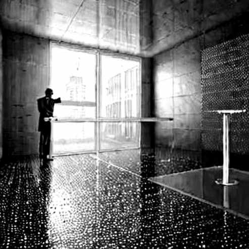 SOL Breaks $100: The Psychological Line That Separates Retail Panic From Institutional Positioning